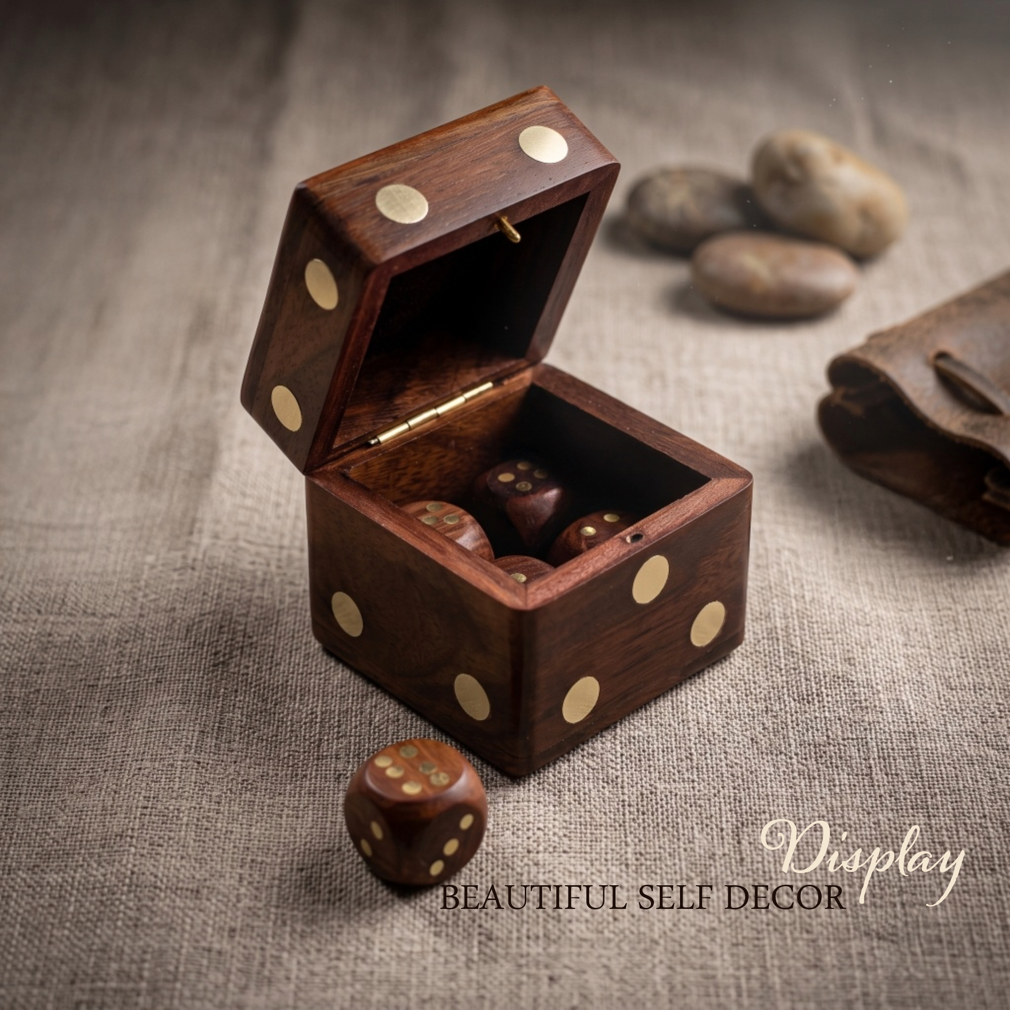 Wooden Dice Box, Personalized Game Accessories, DnD, Yahtzee - Birthday Gift, Set of 5 Dices - Image 11
